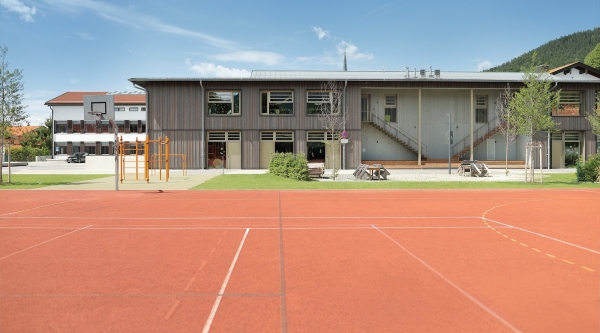 Grundschule in Rottach-Egern von Peck.Daam Architekten