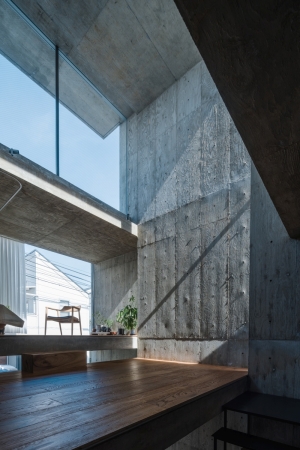 Wohnhaus in Tokio von IGArchitects