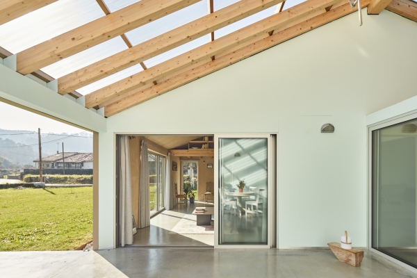 Wohnhaus bei Santander von gurea | arquitectura cooperativa