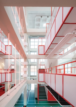 Schulsanierung in Antony von Mars Architectes