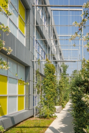 Schulsanierung in Antony von Mars Architectes