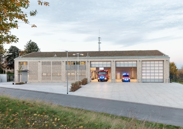 Feuerwehr in Dresden von Peter Zirkel Architekten