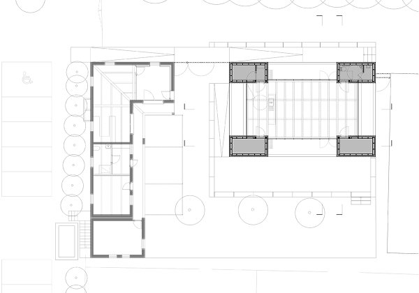 Multifunktionshalle in Coudoux von R�gis Roudil