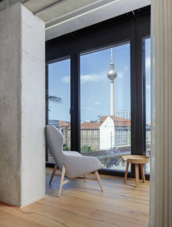 Brohaus in Berlin von J.Mayer.H