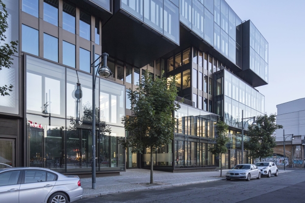 Brohaus in Berlin von J.Mayer.H