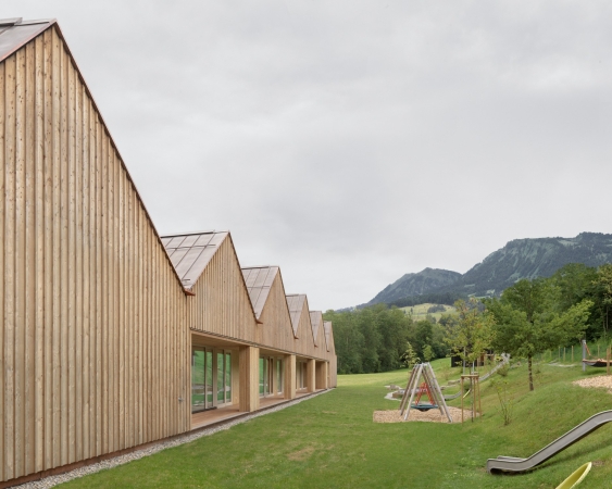 Kindergarten von Bernardo Bader Architekten in Vorarlberg