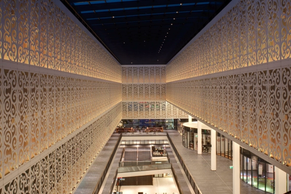 Centrum Galerie in Dresden, 2007-09