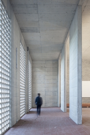 Sozialwohnungskomplex bei Barcelona von HArquitectes