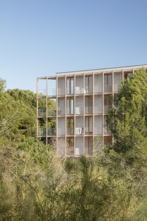 Sozialwohnungskomplex bei Barcelona von HArquitectes