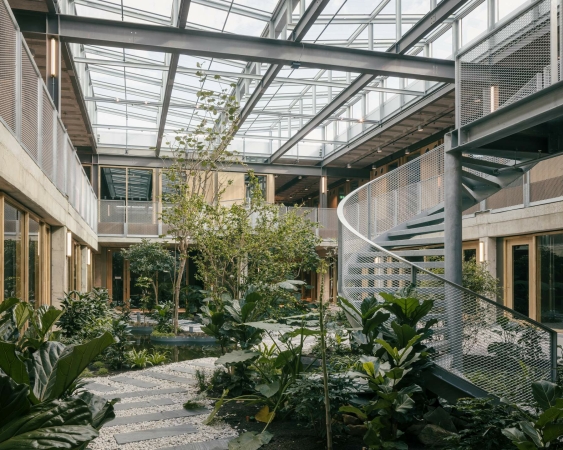 Umbau eines Unigebudes in Enschede von Civic Architects und VDNDP