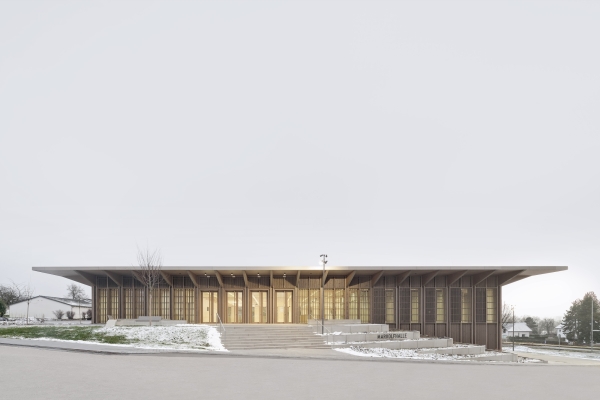 Mehrzweckhalle von Steimle Architekten in Radolfzell am Bodensee