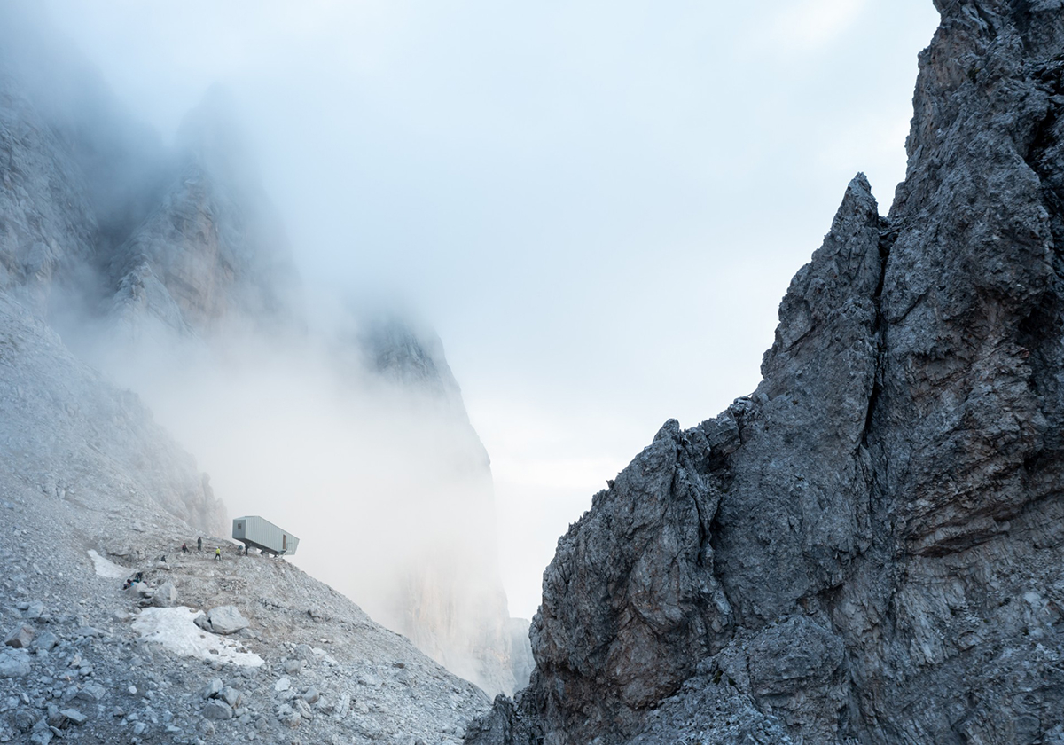 Biwakieren für Schwindelfreie - Berghütte in den Dolomiten von Demogo