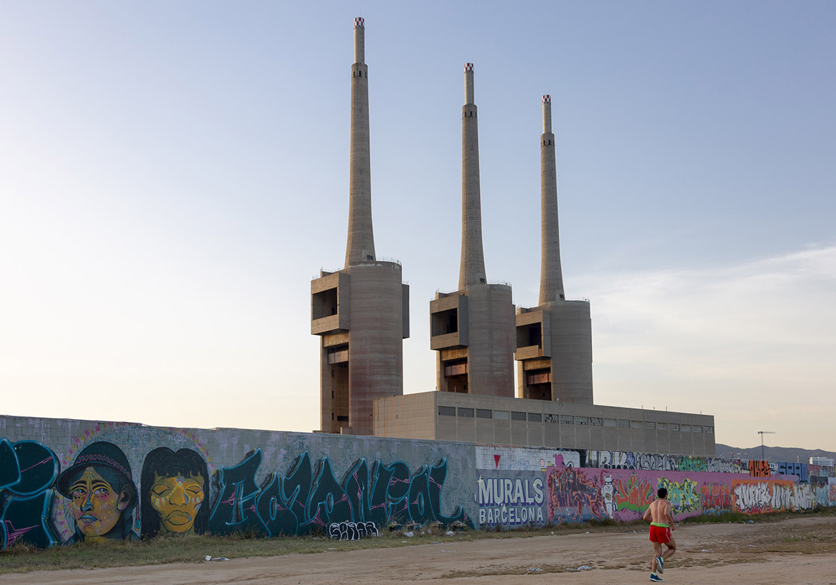 Radikal lokal in der Metropolregion
 - Zum Stand der Manifesta 15 in Barcelona