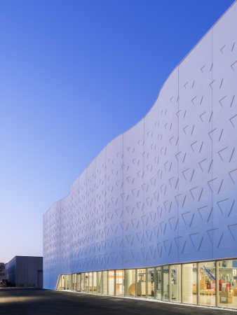 Forschungszentrum in Modena von ZPZ Partners