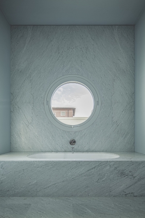 Wohnhaus in der Lombardei von Antonino Cardillo