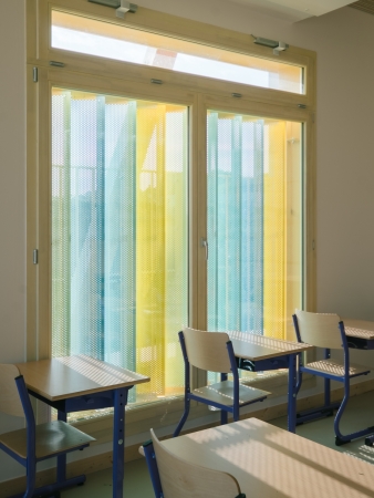 Schule bei Paris von r2k