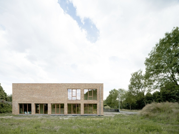Wohnhausumbau in Diepenbeek von BOT architektuurcollectief