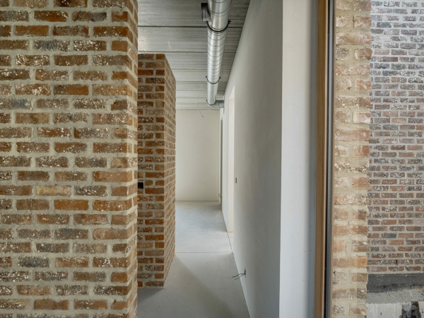 Wohnhausumbau in Diepenbeek von BOT architektuurcollectief
