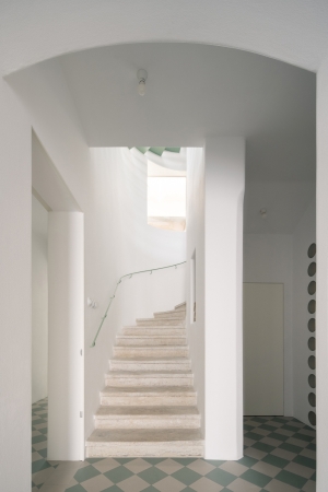 Wohnhausumbau in Kutn� Hora von BYR� architekti