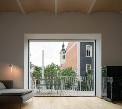 Wohnhausumbau in Kutn� Hora von BYR� architekti