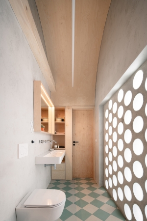 Wohnhausumbau in Kutn� Hora von BYR� architekti