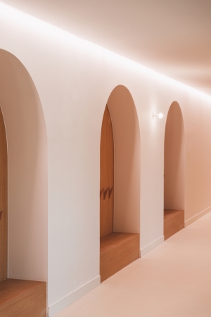 Schule in der Provence von Amelia Tavella