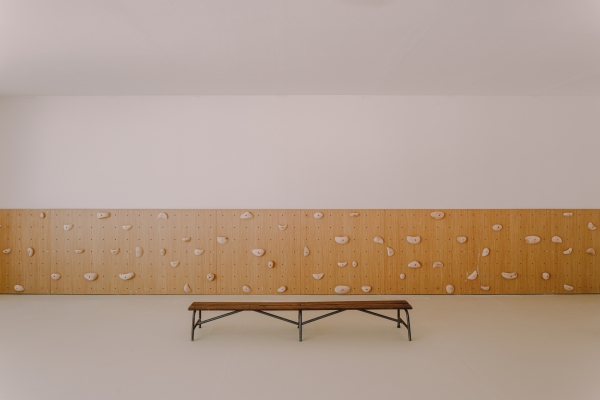 Schule in der Provence von Amelia Tavella