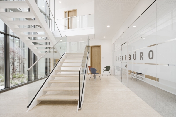 Rathaus von Muffler Architekten in Mietingen