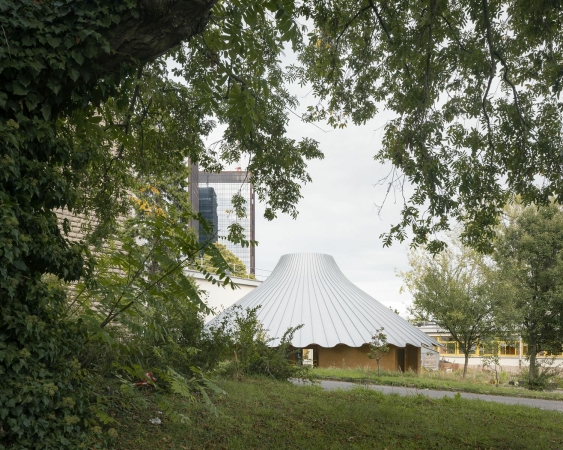 Schulpavillon in Paris von L’Atelier Senzu