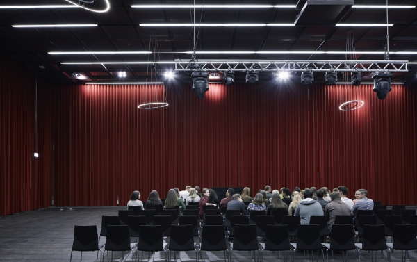 Uniklinik-Erweiterung von Riegler Riewe Architekten