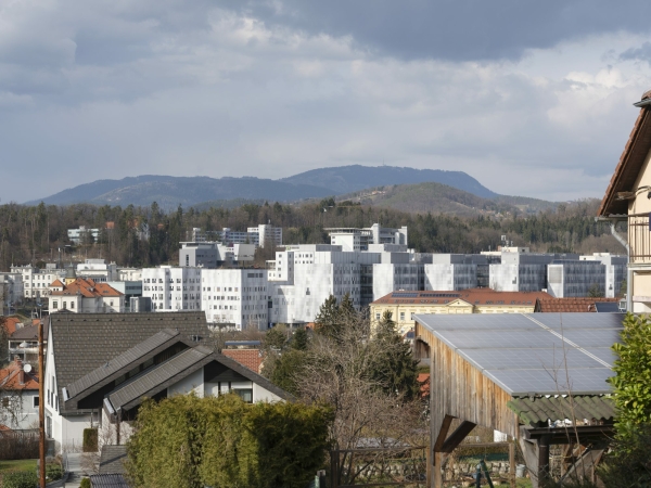 Uniklinik-Erweiterung von Riegler Riewe Architekten