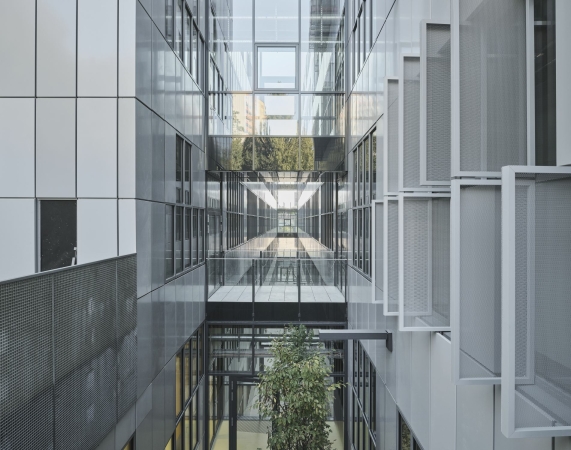 Uniklinik-Erweiterung von Riegler Riewe Architekten