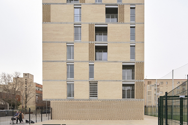 Wohnungsbau von Peris+Toral Arquitectes