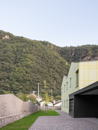 Kitaerweiterung in Terlan von MoDus Architects