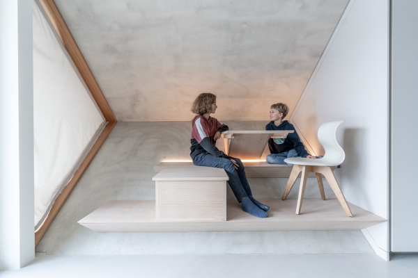 Die Dreiecke sind in jeder Wohnung zwingend eingebaut, erlauben teilweise eine Stehfl�che von 1,50 Metern und sind daher f�r die Wohnfl�chenberechnung relevant.