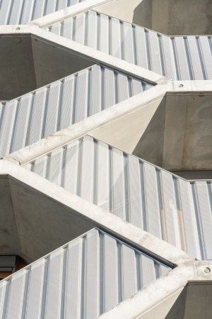 Das Raumgefhl einer Wabenwohnung entspricht einer Wohnung, die um das 1,3-fache grer ist, heit es im offiziellen Pressetext.