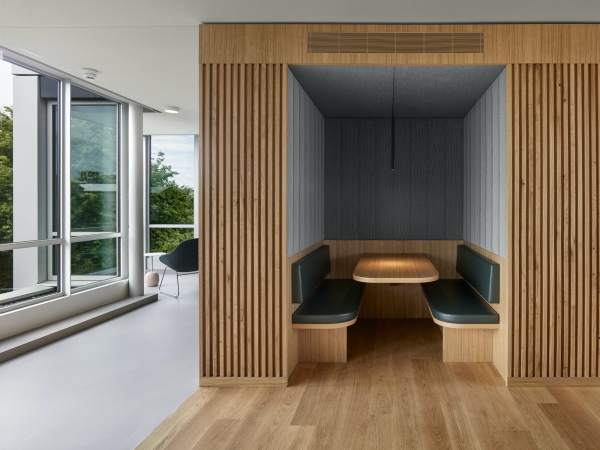 Umbau in Amsterdam von Office Winhov