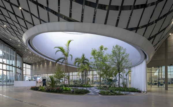 Entwicklungszentrum von Mario Cucinella Architects bei São Paulo