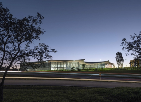 Entwicklungszentrum von Mario Cucinella Architects bei So Paulo