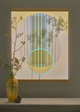 Marjan van Aubel, Ra, Solarbetriebene Tapisserie, 2022