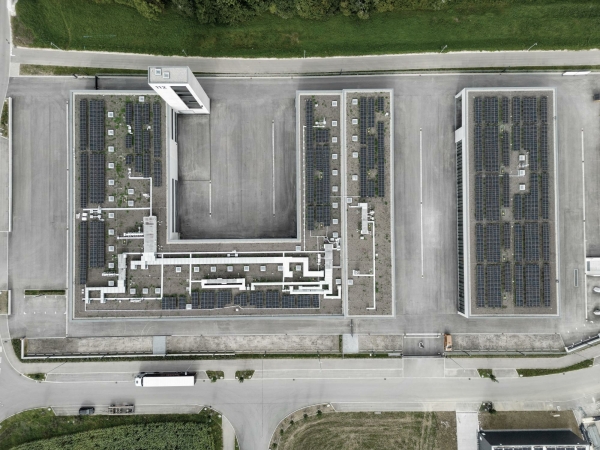 Dmmbeton-Ensemble von dasch zrn + partner in Metzingen