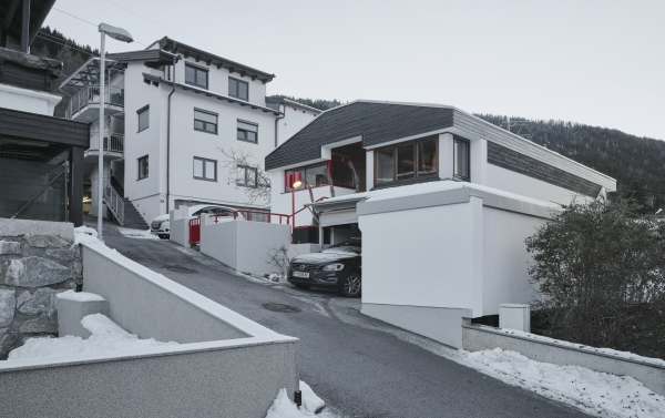 Sanierung eines Wohnhauses in Tirol von Elementar Architektur
