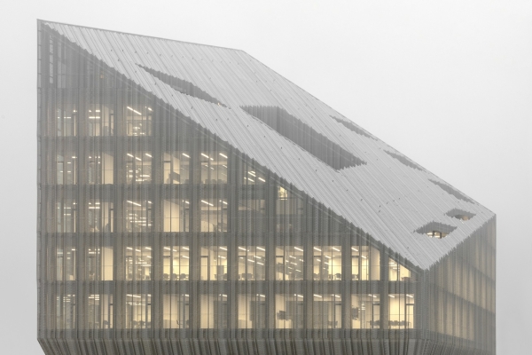 B�rogeb�ude bei Bologna von Peter Pichler Architecture