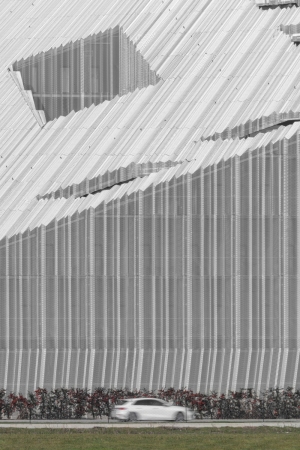 B�rogeb�ude bei Bologna von Peter Pichler Architecture