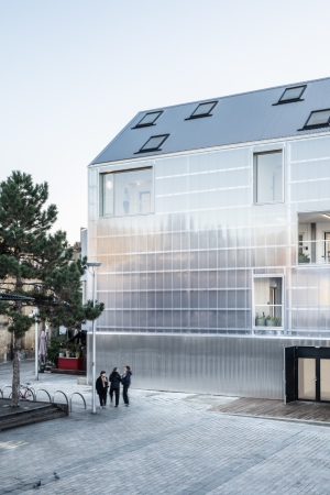 Geschäftshaus von [Y/N] Studio in London