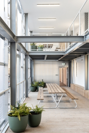 Gesch�ftshaus von [Y/N] Studio in London