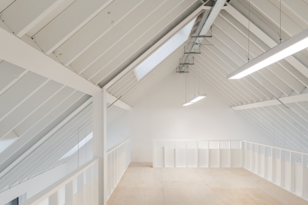 Gesch�ftshaus von [Y/N] Studio in London