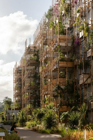 Le Ray, Nizza, 2021 von Maison Edouard Franois, Paris