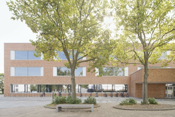 Revitalisierung einer Gesamtschule in Gieen von Lamott.Lamott Architekten
