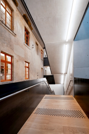 Sanierung und Umbau von Neumann Architekten in Plauen